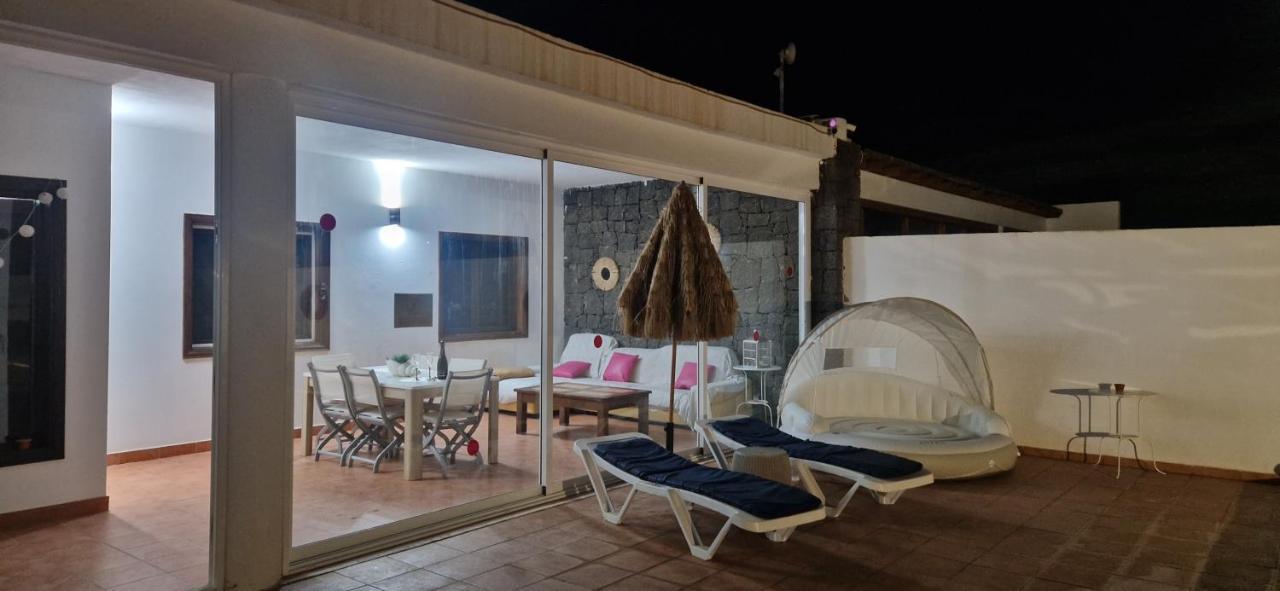 Villa Baroli Amplia Piscina Privada Climatizada Playa Blanca  Eksteriør billede